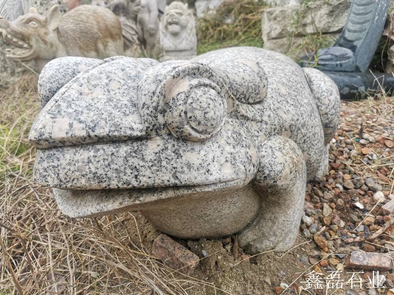 喷水石材芝麻灰青蛙